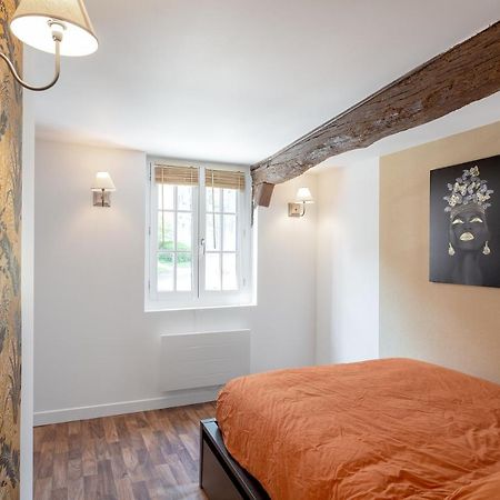 Un Petit Coin De Moyen Age Appartement Beauvais Buitenkant foto
